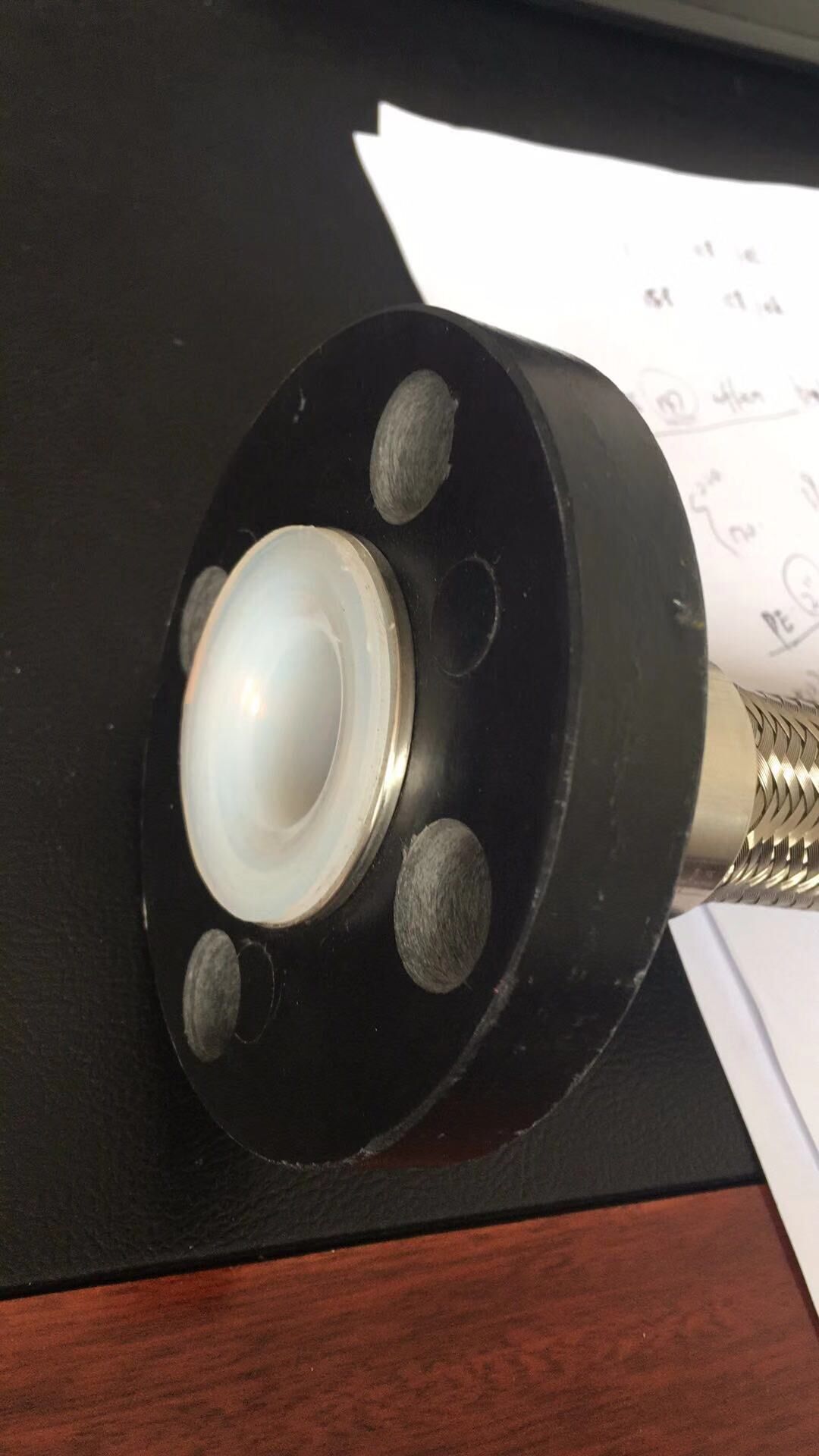 四氟软管，高温酸碱输送首选，强酸强碱行业应用